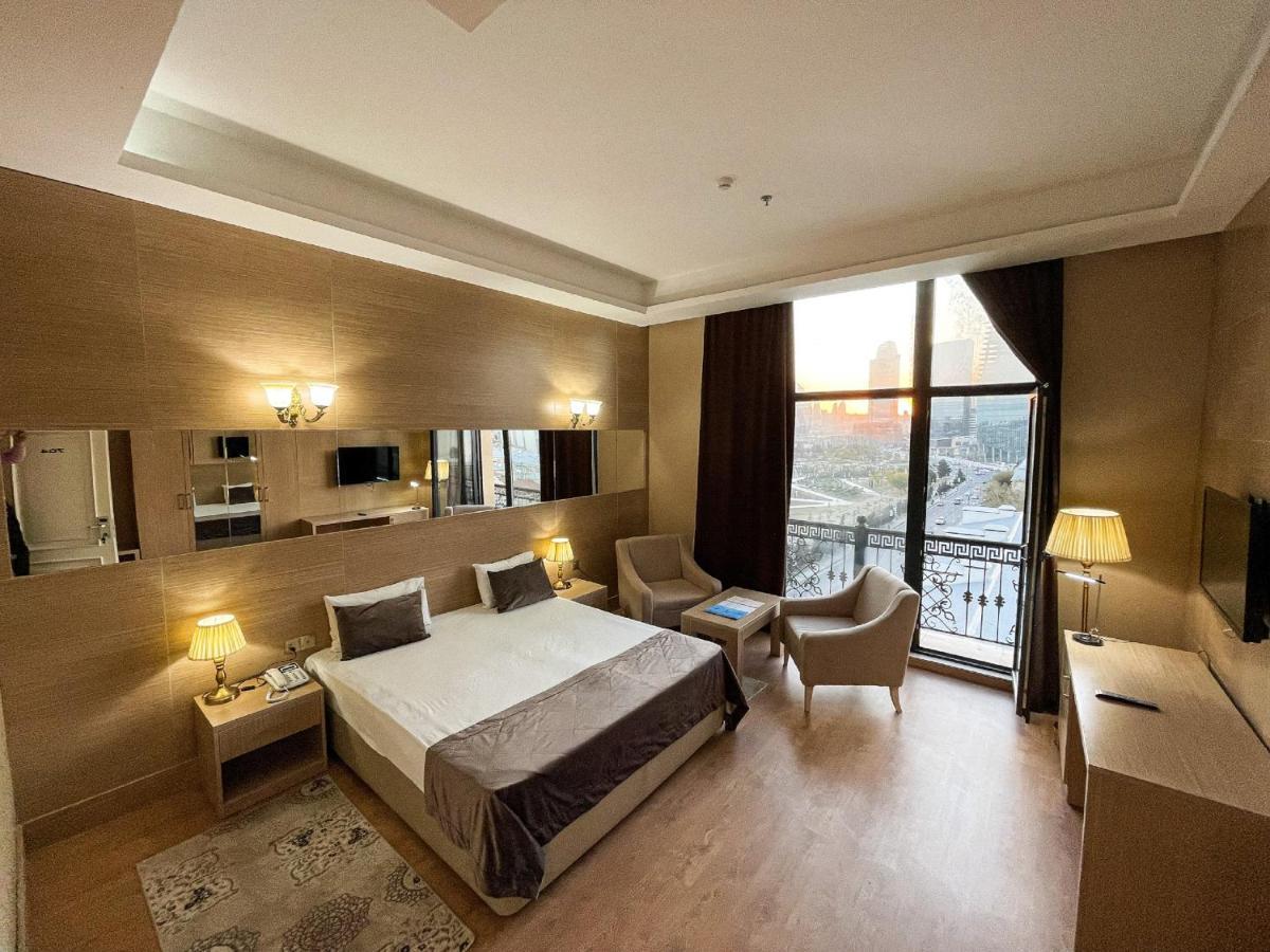 Nobel Hotel Baky Esterno foto