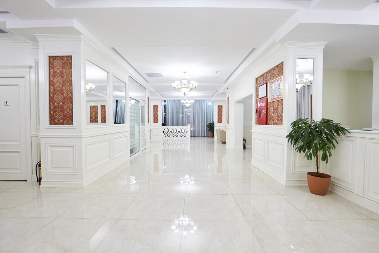 Nobel Hotel Baky Esterno foto